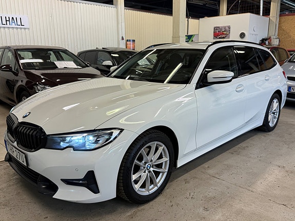 BMW 320d 3 of 25