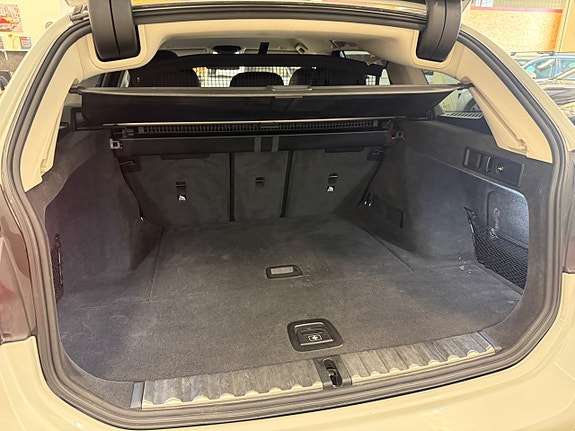 BMW 320d 8 of 25