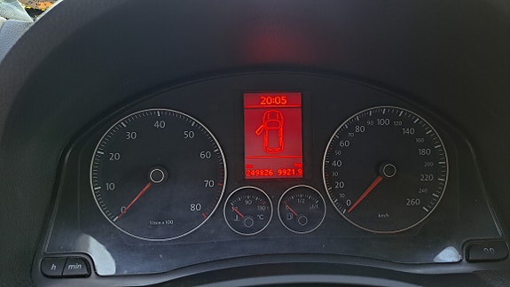 Volkswagen Golf V 11 of 11
