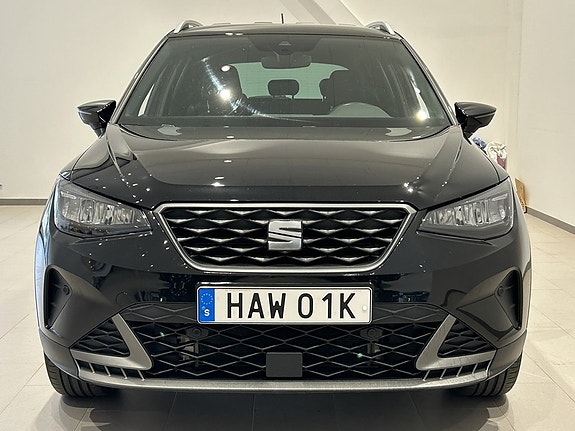 Seat Arona 3 of 21