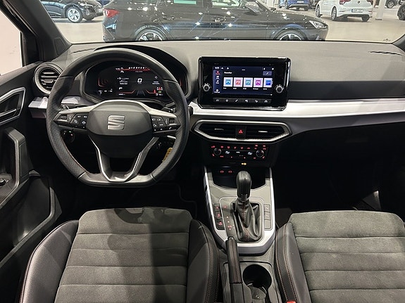 Seat Arona 12 of 21