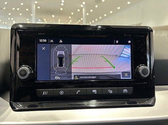 Seat Arona 16 of 21