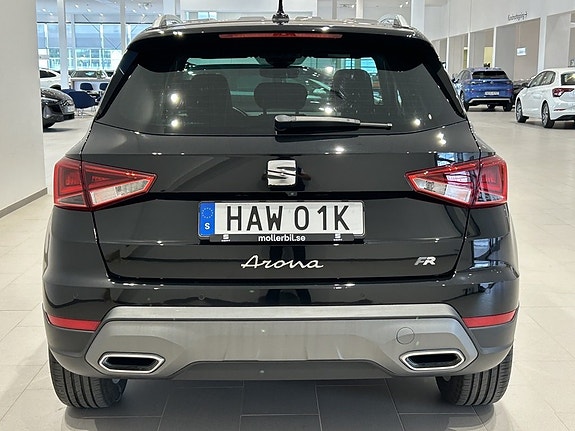 Seat Arona 9 of 21