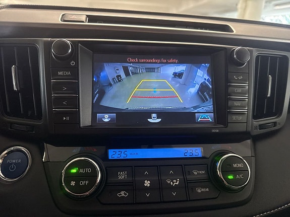 Toyota RAV4 16 of 16