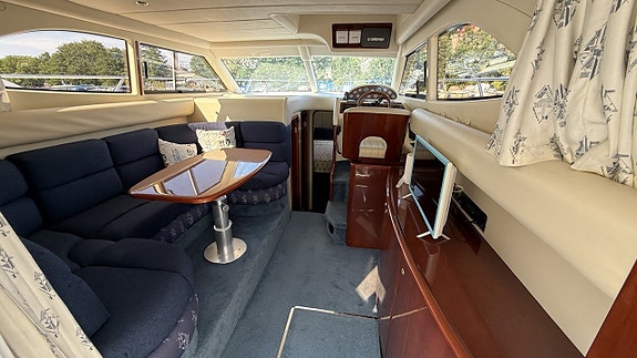 Princess 34 / 2 x Volvo Penta KAD 42 -97 4 of 22