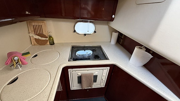Princess 34 / 2 x Volvo Penta KAD 42 -97 9 of 22