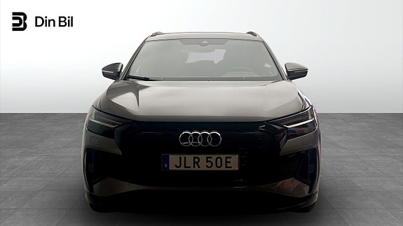 Audi Q4 e-tron 4 of 13