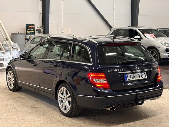 Mercedes-Benz C250 6 of 30