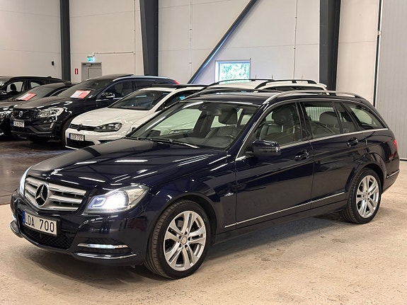Mercedes-Benz C250 7 of 30