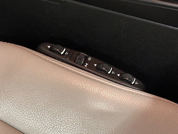 Mercedes-Benz C250 15 of 30