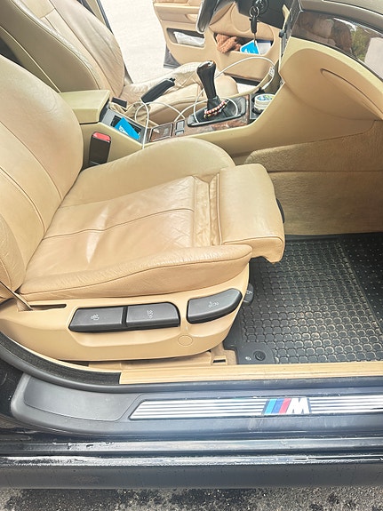 BMW 530i 6 of 6