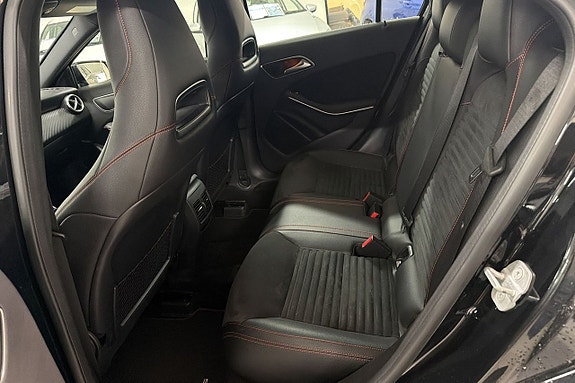 Mercedes-Benz A180 10 of 18