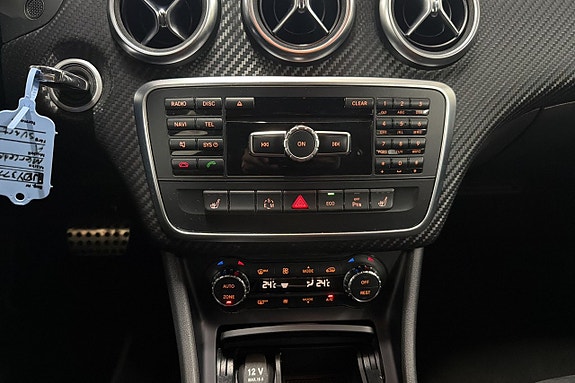 Mercedes-Benz A180 13 of 18