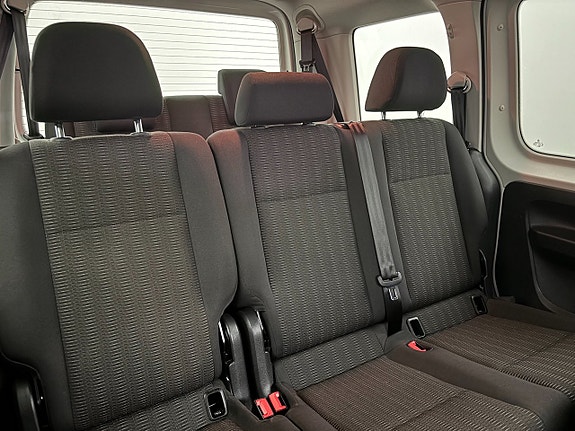 Volkswagen Caddy 19 of 23