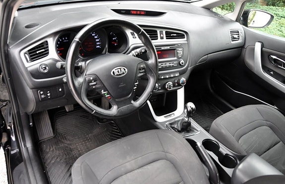Kia Ceed 7 of 13