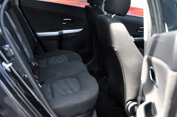 Kia Ceed 10 of 13