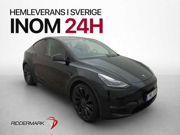 Tesla Model Y 4 of 30