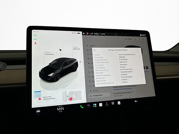 Tesla Model Y 22 of 30
