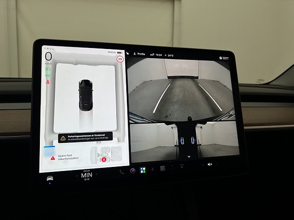 Tesla Model Y 17 of 30