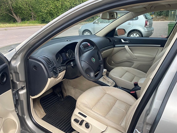 Skoda Octavia 10 of 20