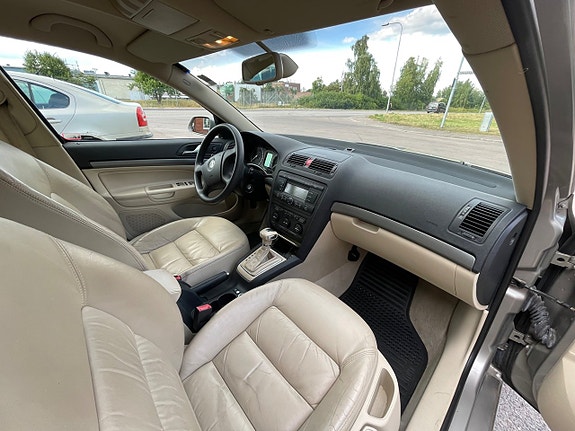Skoda Octavia 15 of 20