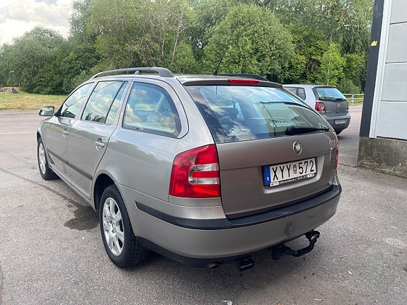 Skoda Octavia 6 of 20