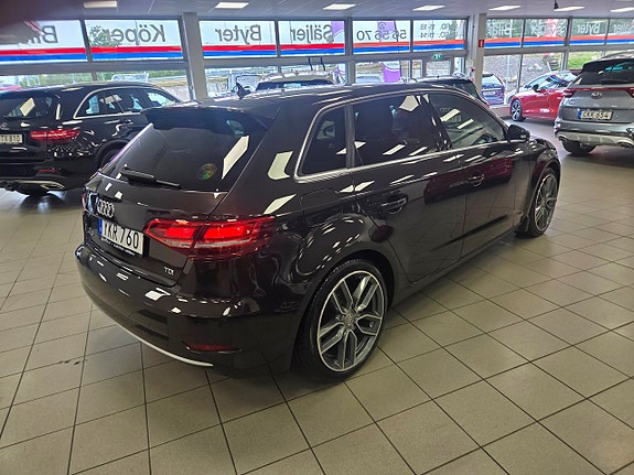 Audi A3 9 of 21
