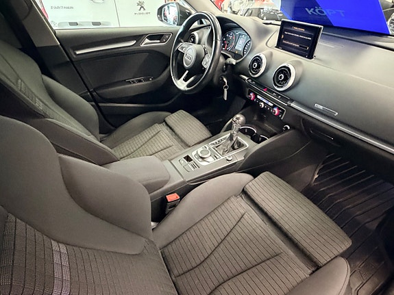 Audi A3 6 of 14