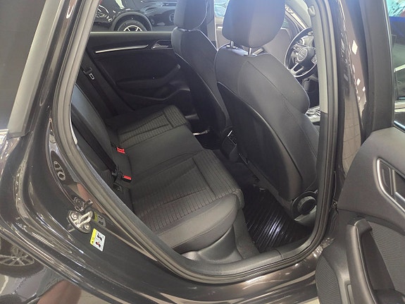 Audi A3 10 of 21