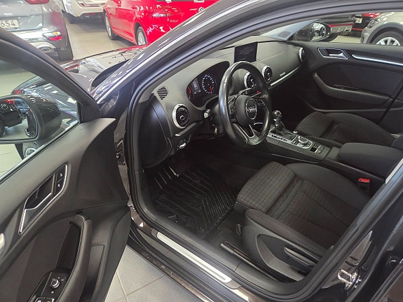 Audi A3 2 of 21