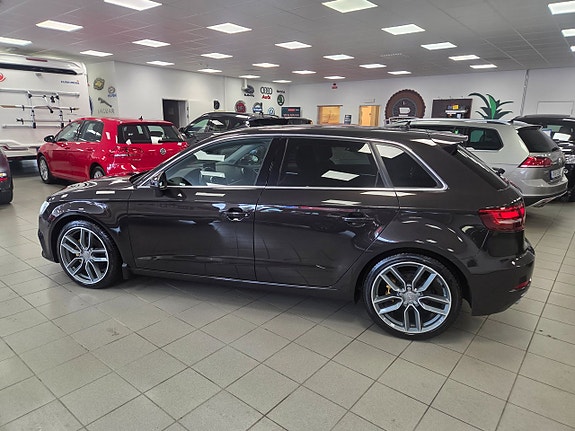 Audi A3 3 of 21