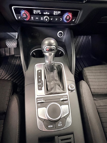 Audi A3 4 of 14