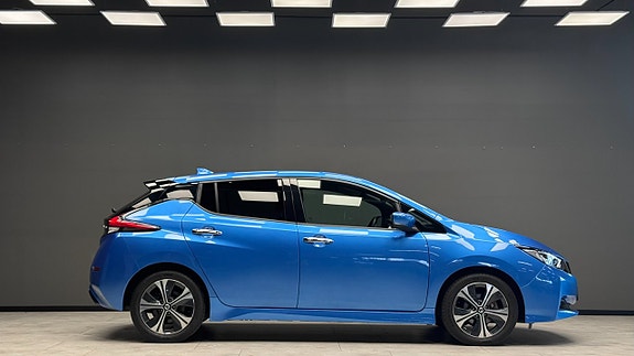 Nissan Leaf 5 of 21