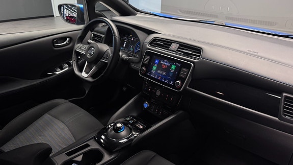 Nissan Leaf 8 of 21