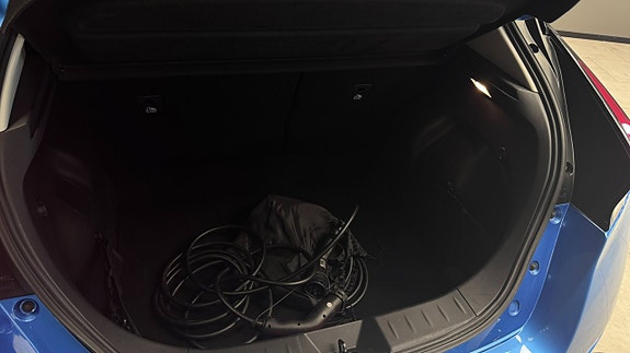 Nissan Leaf 17 of 21