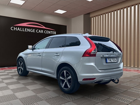 Volvo XC60 4 of 26