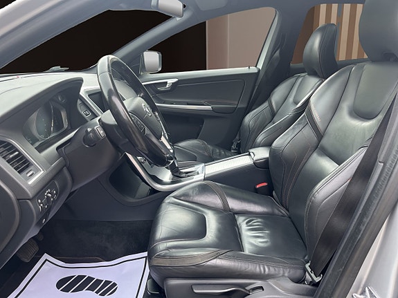 Volvo XC60 9 of 26