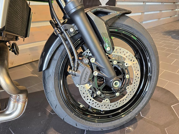 Kawasaki Z650 S 8 of 11