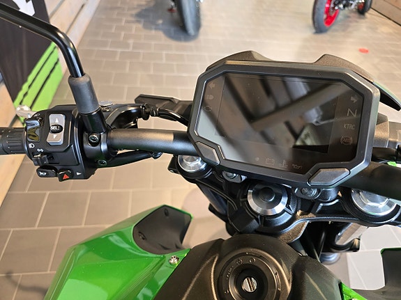 Kawasaki Z650 S 5 of 11