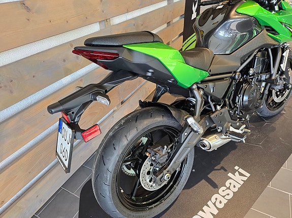 Kawasaki Z650 S 2 of 11