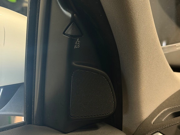 Volvo XC60 20 of 25