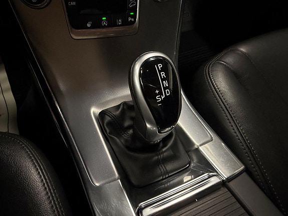 Volvo XC60 18 of 25