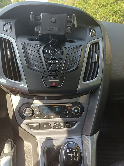 Ford Focus 5 of 11