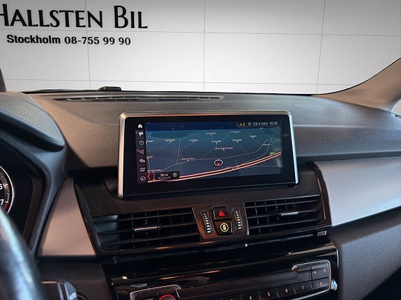 BMW 225xe 19 of 25