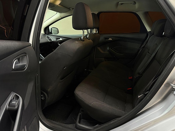 Ford Focus 11 of 15