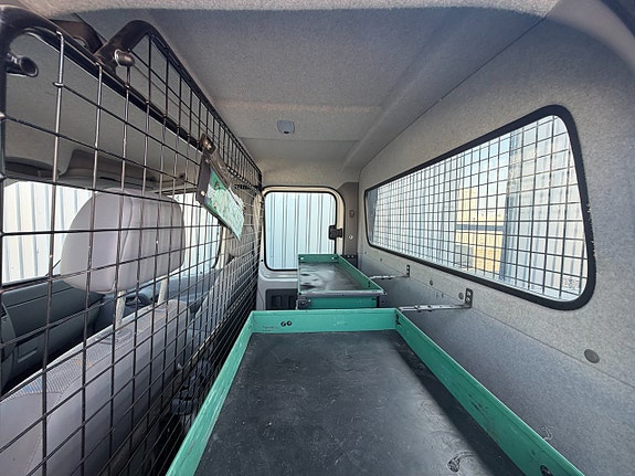 Volkswagen Crafter 16 of 21