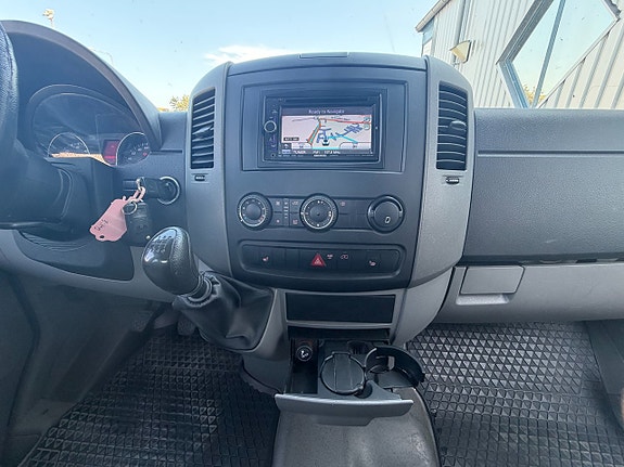 Volkswagen Crafter 13 of 21