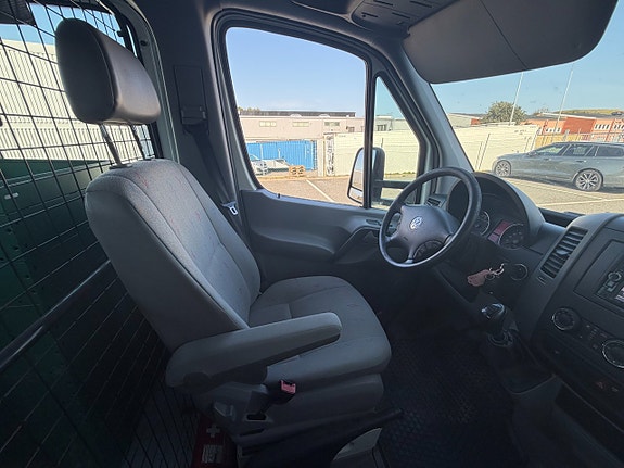 Volkswagen Crafter 14 of 21