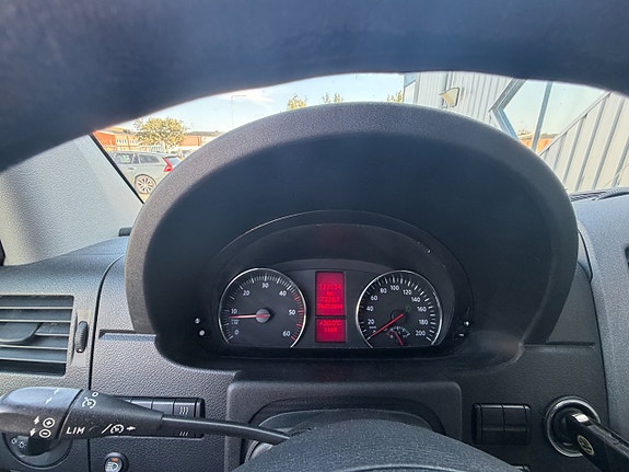 Volkswagen Crafter 3 of 21