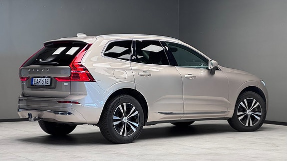 Volvo XC60 17 of 21